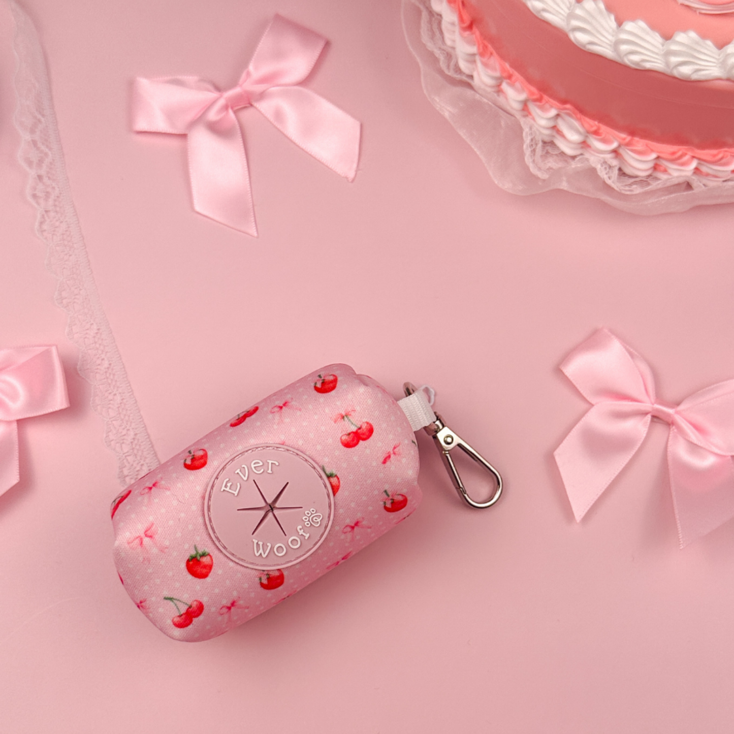 Sweet Chérie Poop Bag Holder