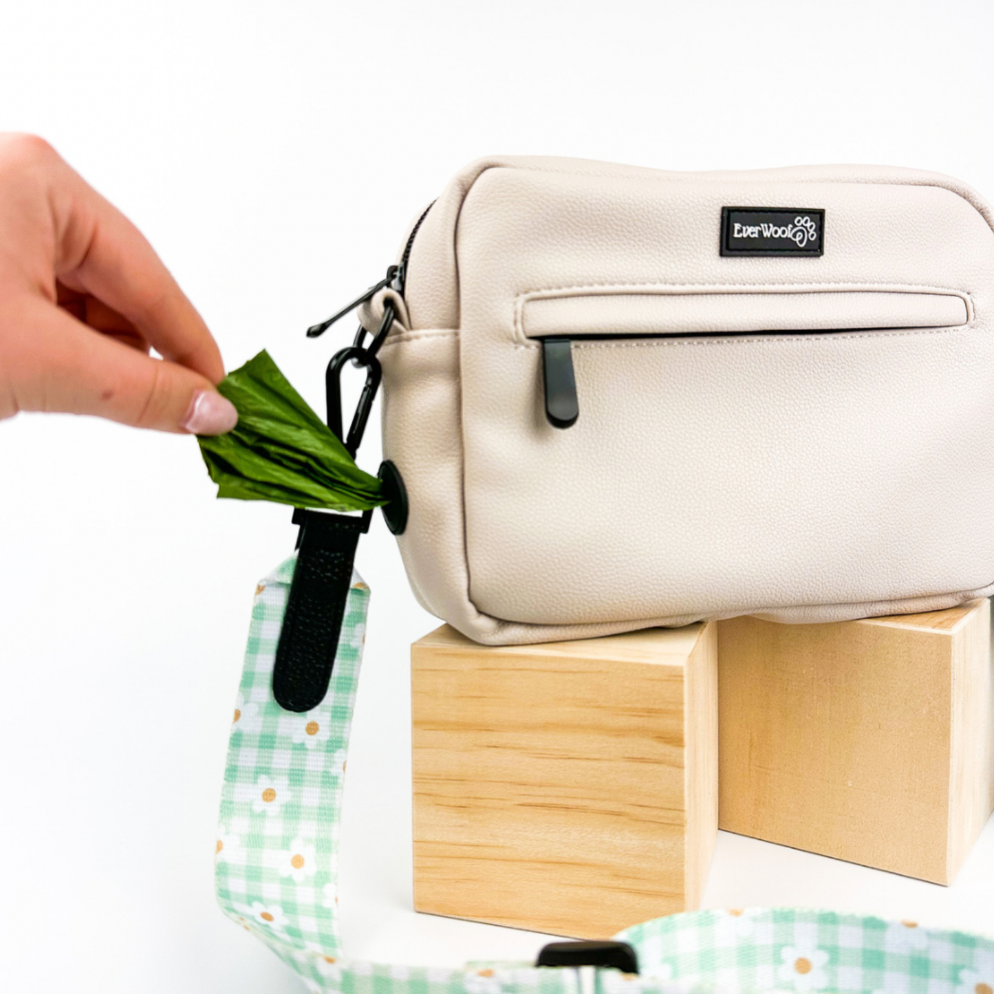 Dog Mom Walkie Bag Leather Grey