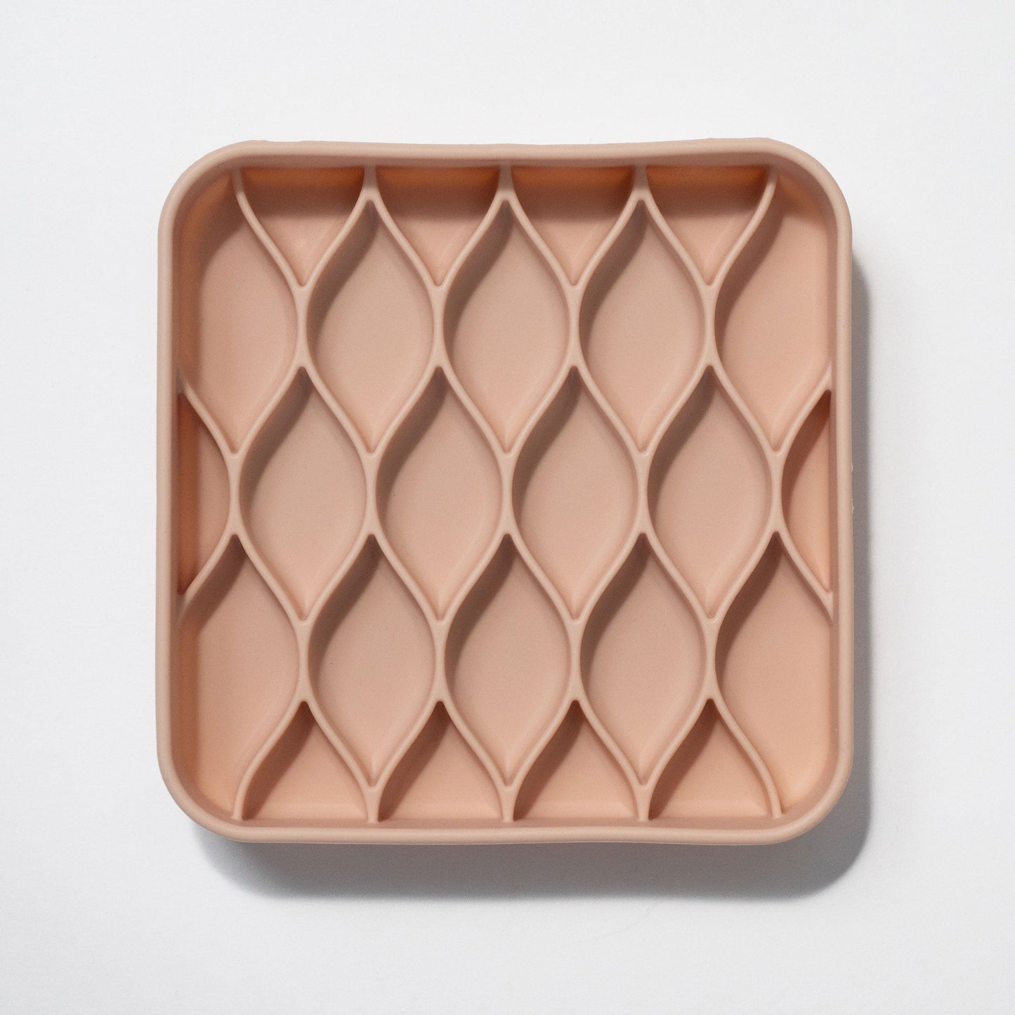 Argyle Slow Feeder Bowl