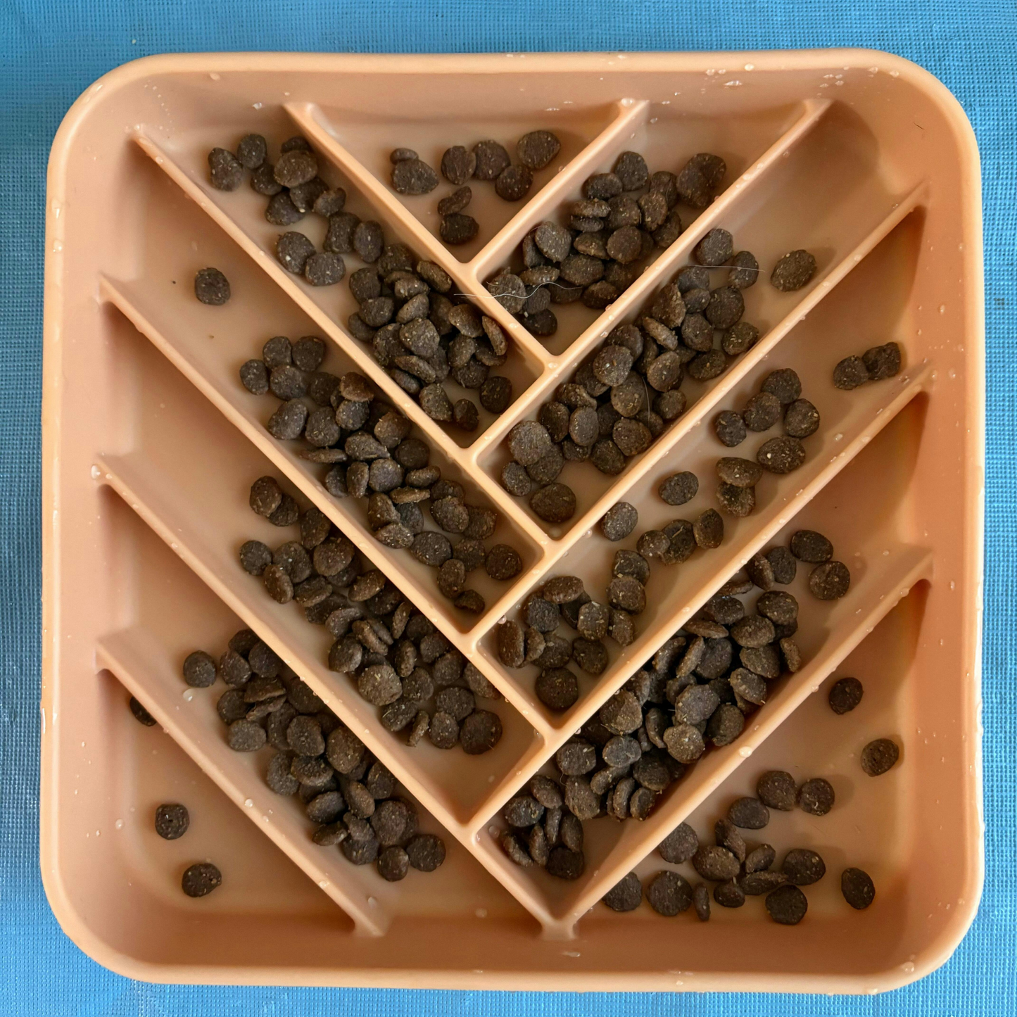 Chevron Slow Feeder Bowl