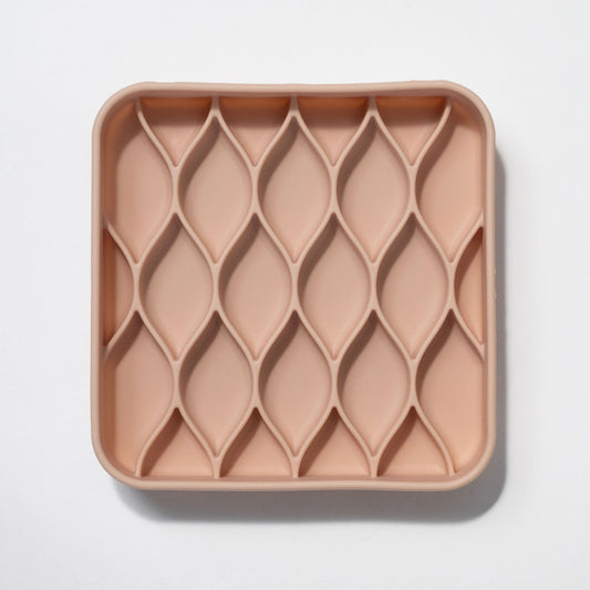 Argyle Slow Feeder Bowl